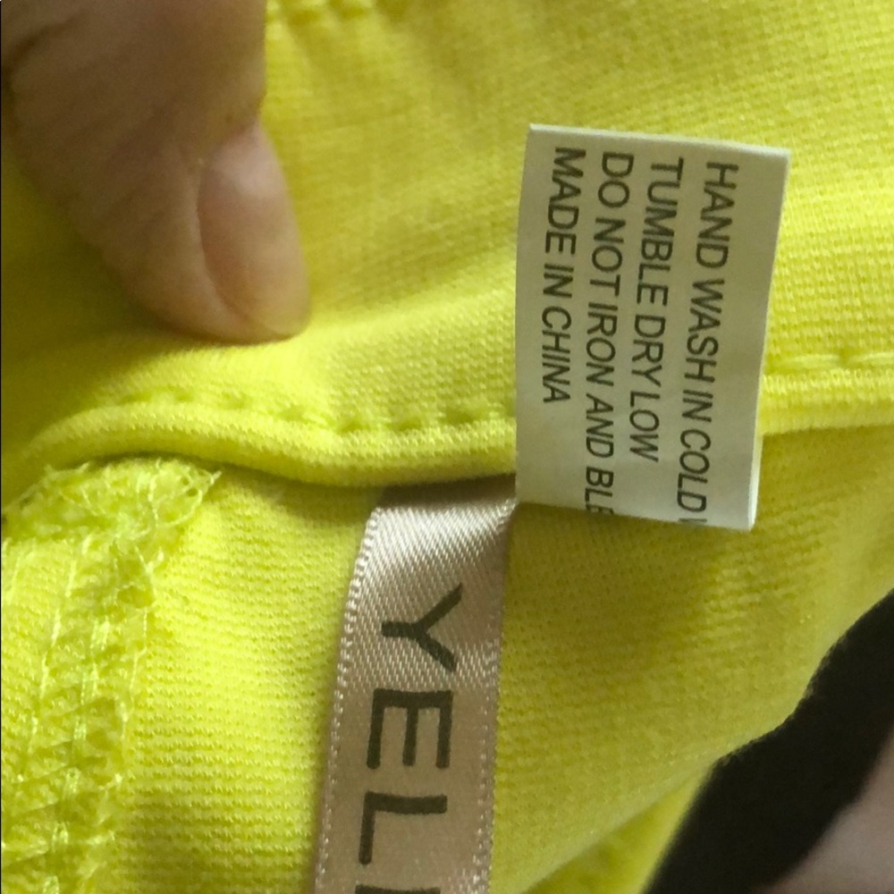 NWT bright yellow stretchy jeans. SZ L - Picture 6 of 6